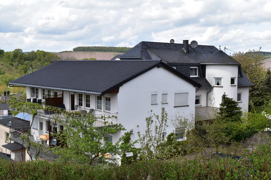 Ferienweingut Borens Wiltingen Luaran gambar